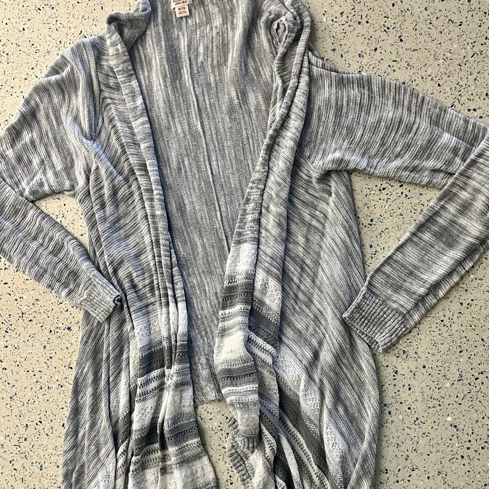 Mossimo Gray & White Cardigan Sweater